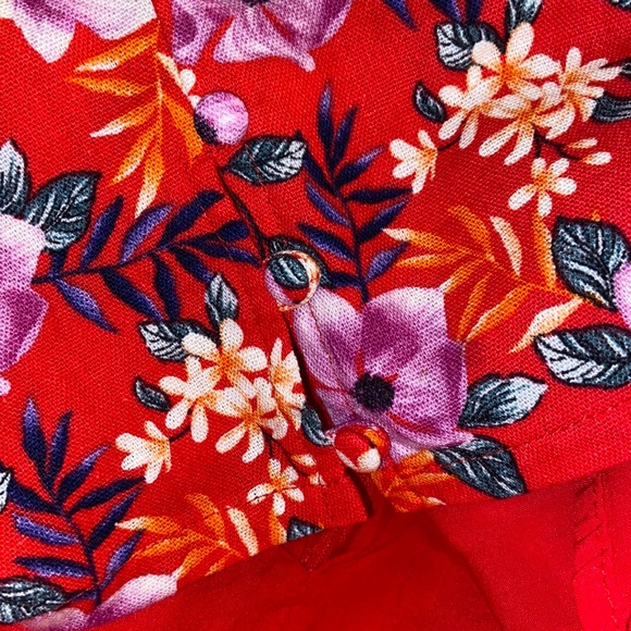 Mi Ami || Floral High Waisted Mini skirt - Picture 7 of 7